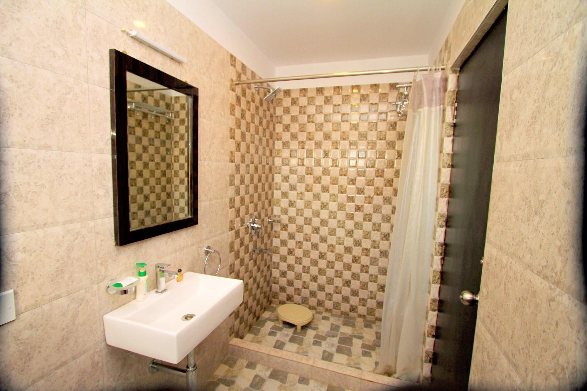 Hotel Crestwood Kolkata Luaran gambar