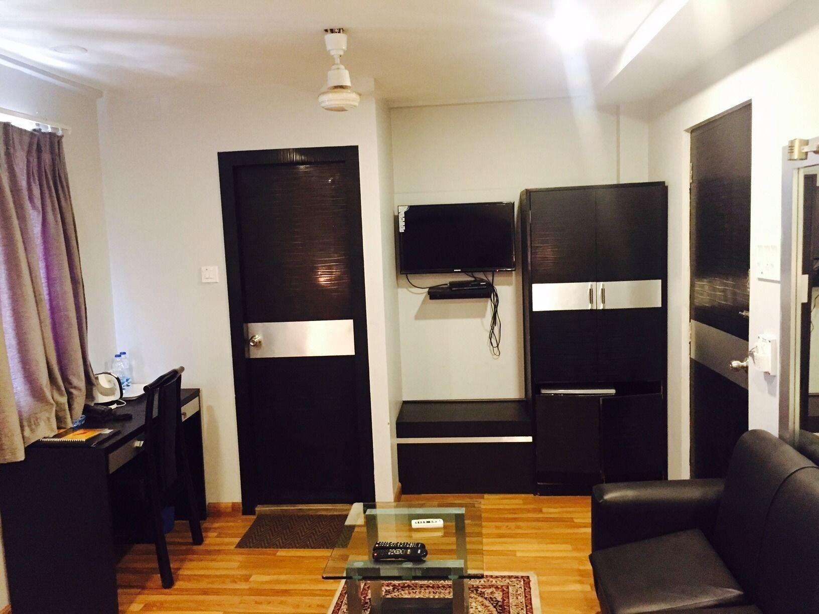 Hotel Crestwood Kolkata Luaran gambar