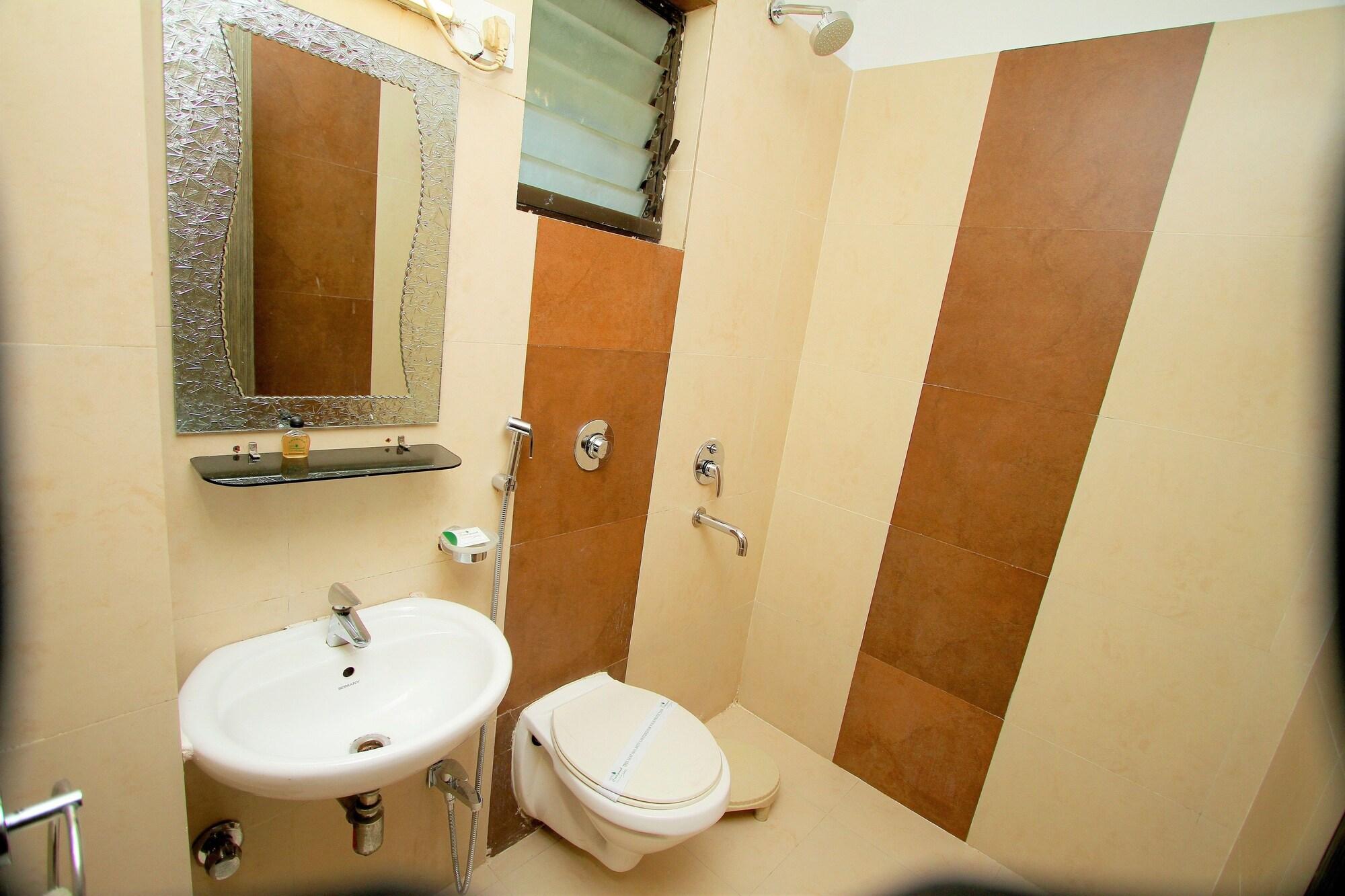 Hotel Crestwood Kolkata Luaran gambar