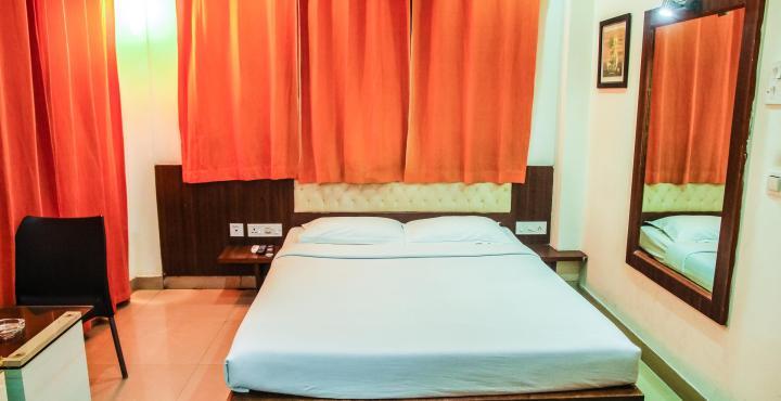 Hotel Crestwood Kolkata Luaran gambar