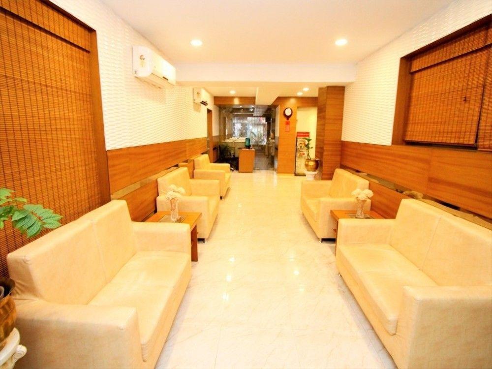 Hotel Crestwood Kolkata Luaran gambar