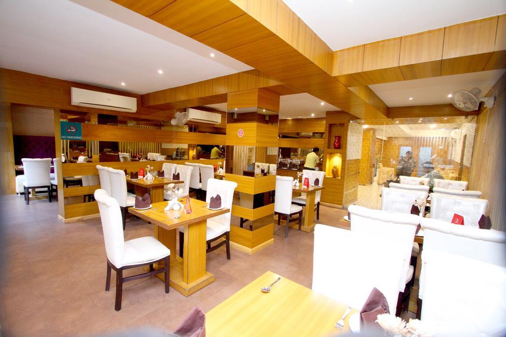 Hotel Crestwood Kolkata Luaran gambar