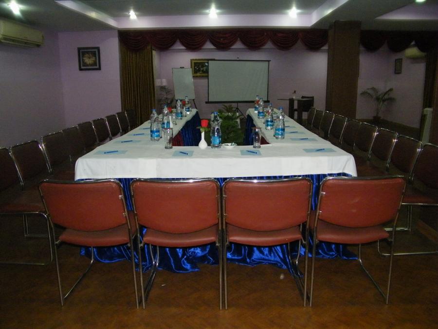 Hotel Crestwood Kolkata Luaran gambar